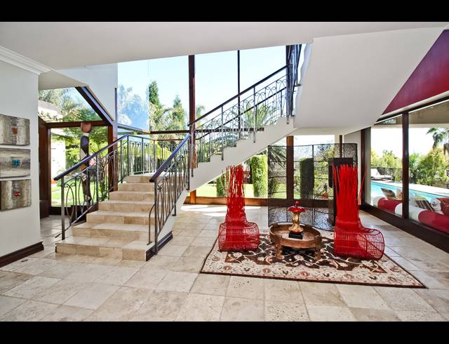 5 BEDROOM HOUSE FOR SALE IN BRYANSTON